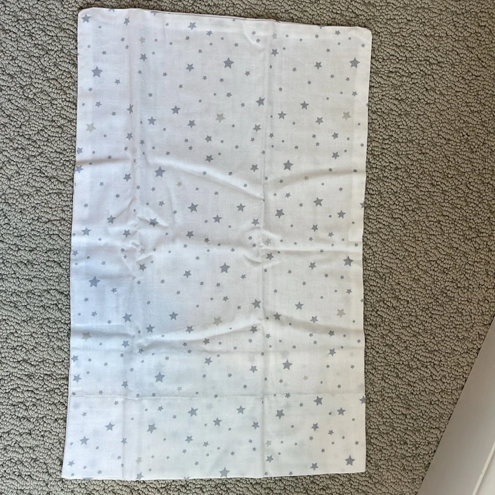 Toddler pillowcase